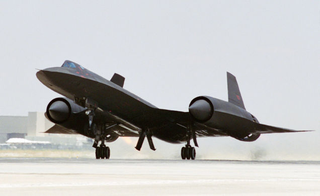 Illustration for article titled The secret engine technology that made the SR-71 the fastest plane ever